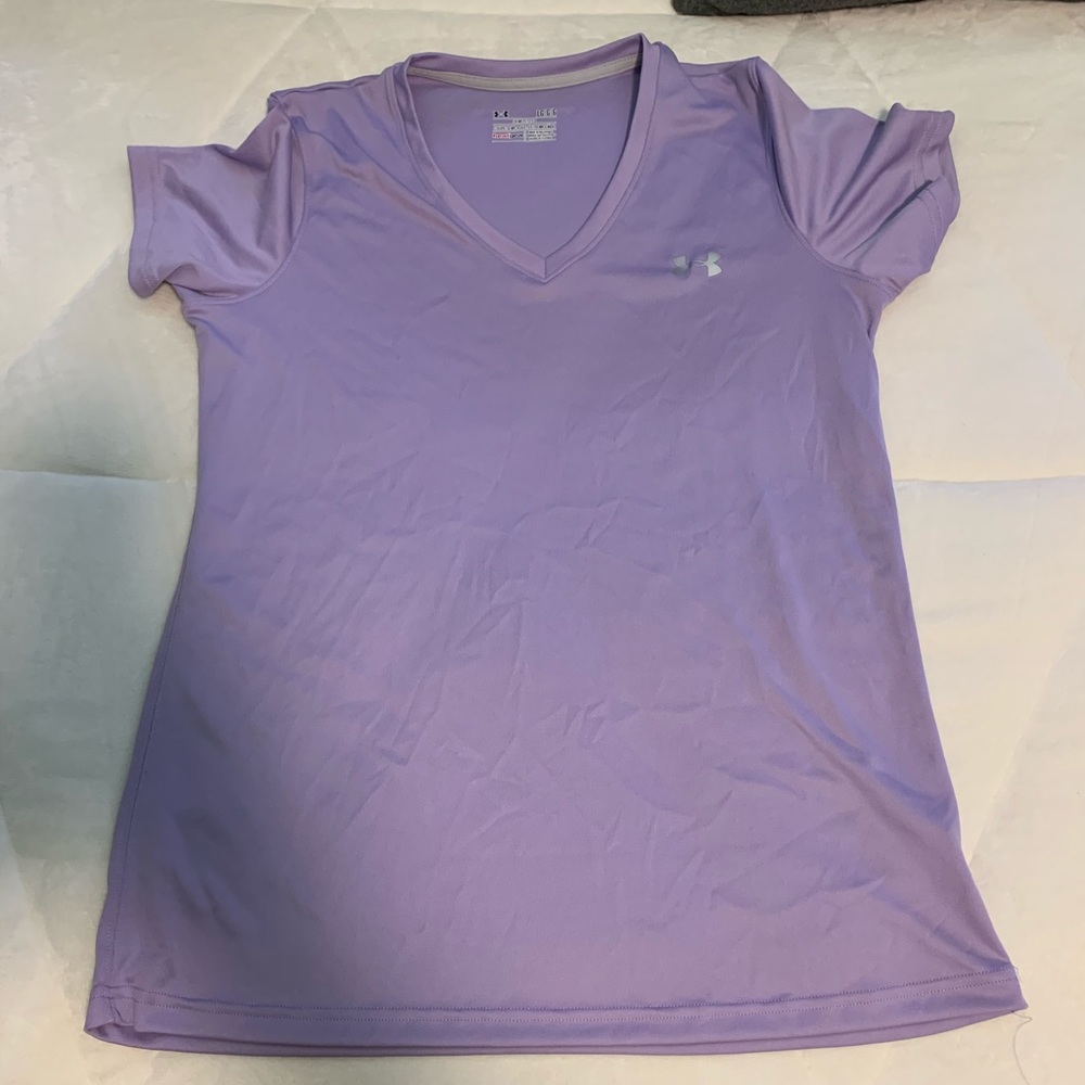 under armor Semi Fitted athletic v neck tee